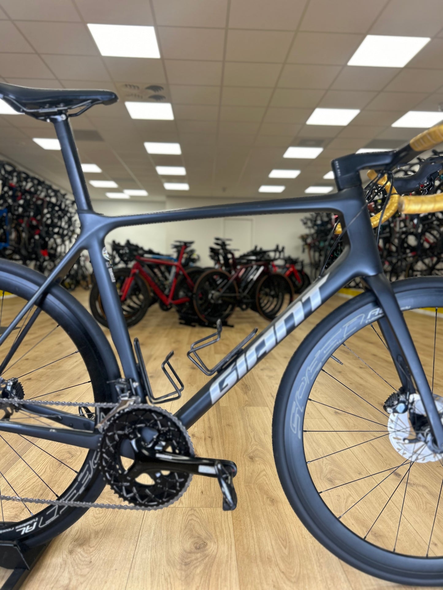 Giant TCR Ultegra Carbon disc Racefiets