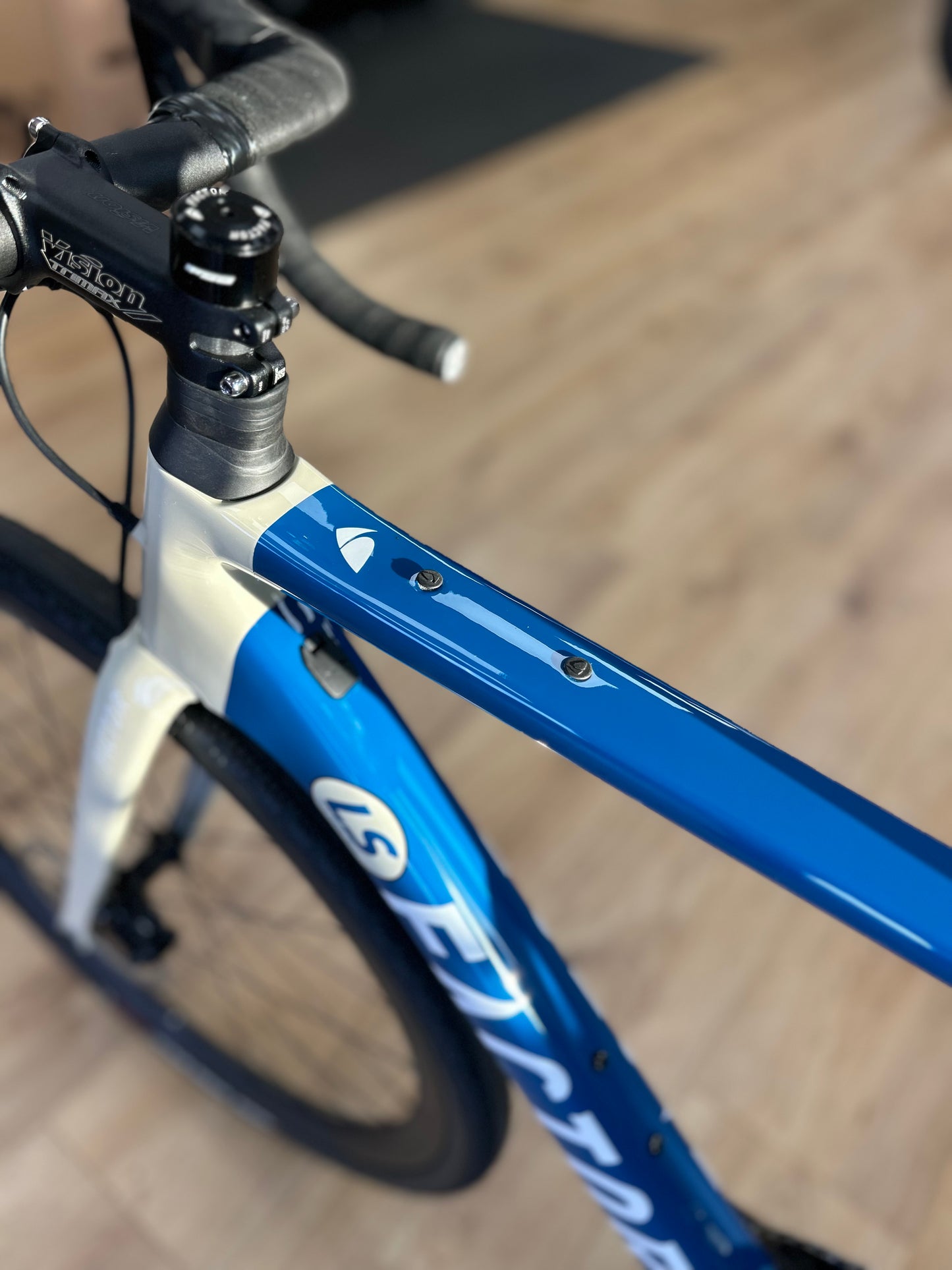 NIEUW FACTOR LS GRAVEL DI2 Carbon