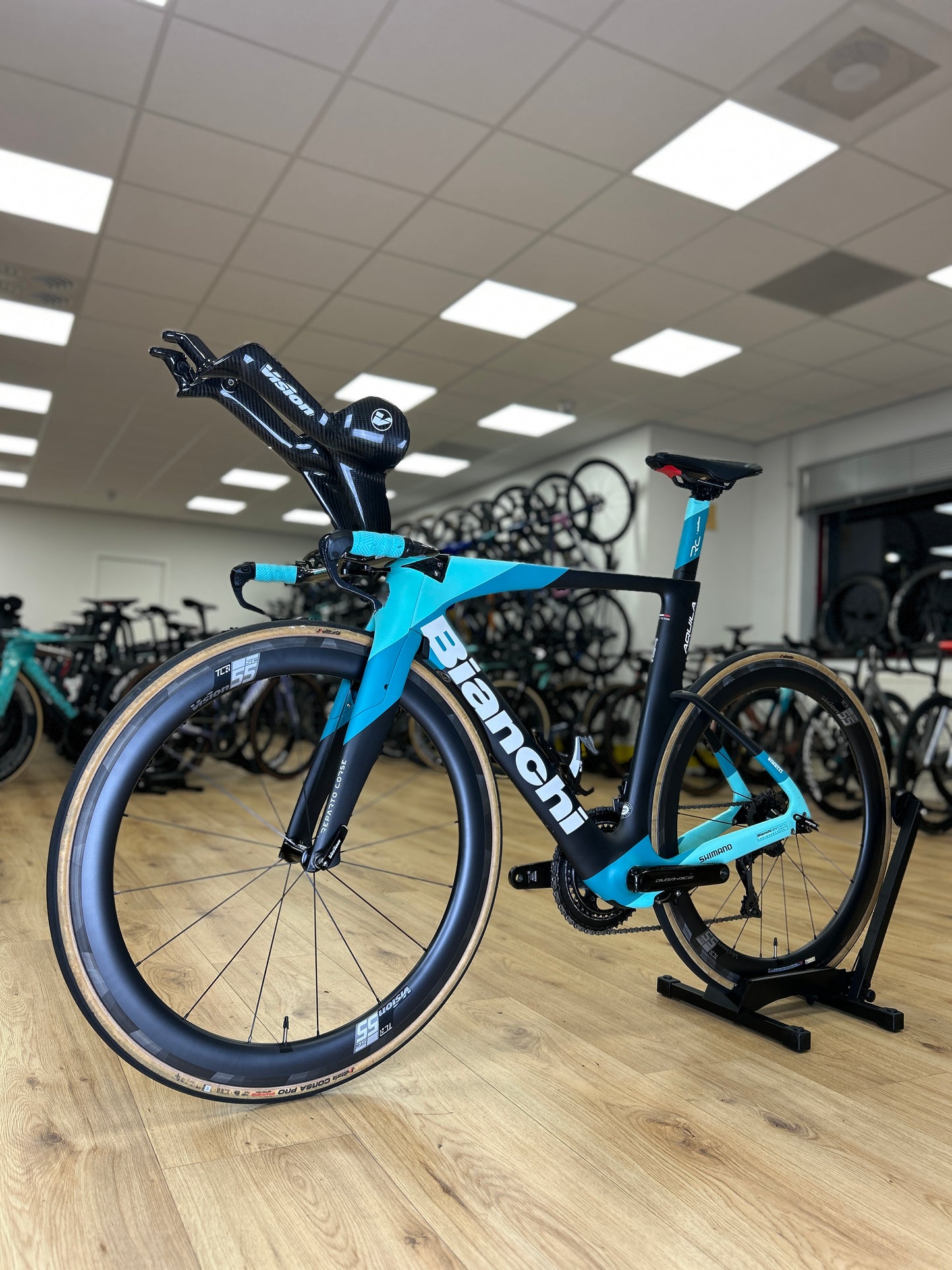 Bianchi Aquila CV Di2 Carbon Racefiets