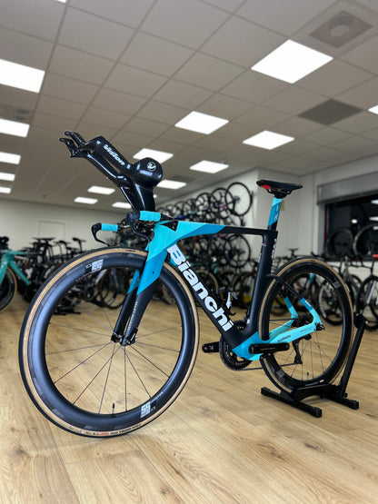 Bianchi Aquila CV Di2 Carbon Racefiets