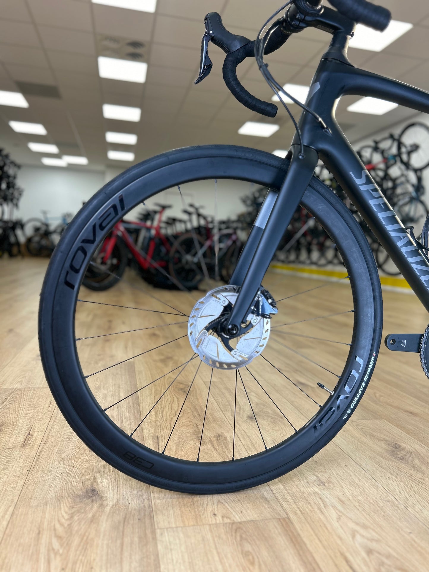 Specialized Roubaix Expert Carbon Di2 Disc Racefiets