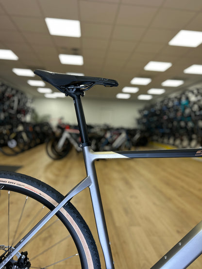 0km Showroom Model Sensa Giulia Elite Gravel