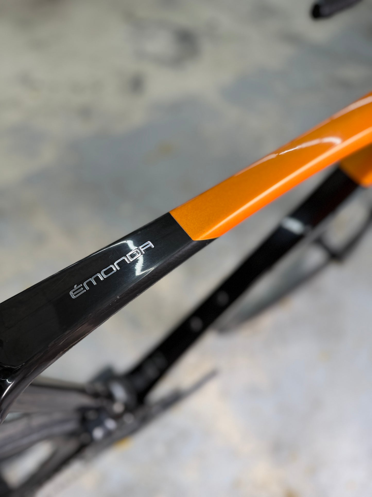 Trek Emonda SL7 Di2 Carbon Road Bike
