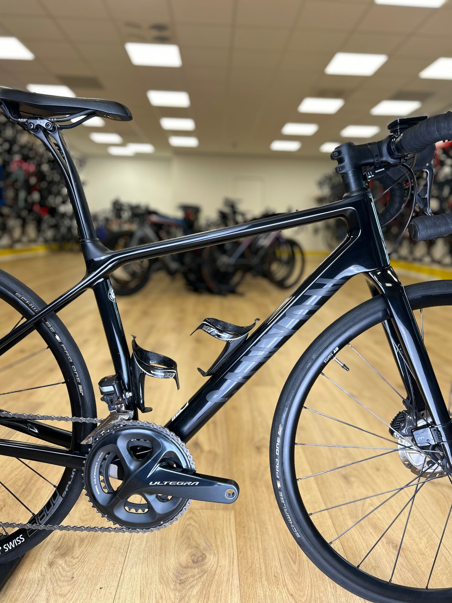 Canyon Endurance Di2 Ultegra Carbon Disc Racefiets