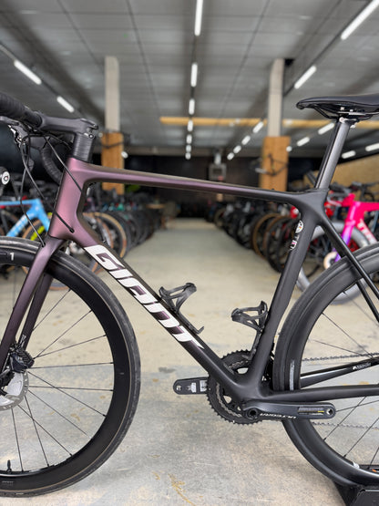 Giant TCR Advanced 1+ Carbon Racefiets