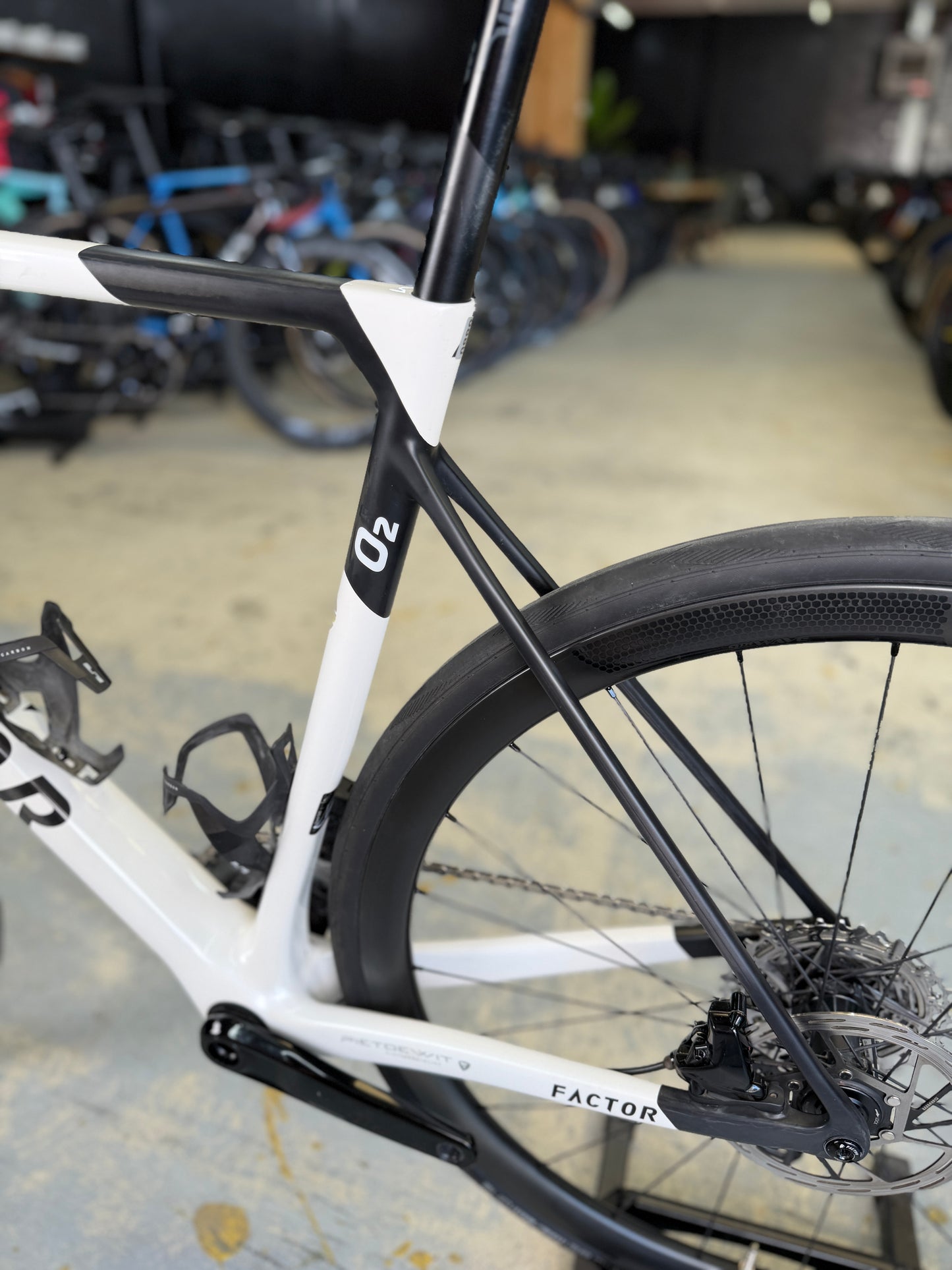 Factor O2 AXS Carbon Racefiets
