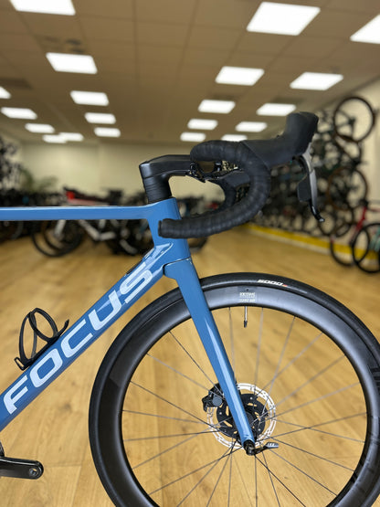 Focus Izalco Max 9.8 AXS Carbon Racefiets