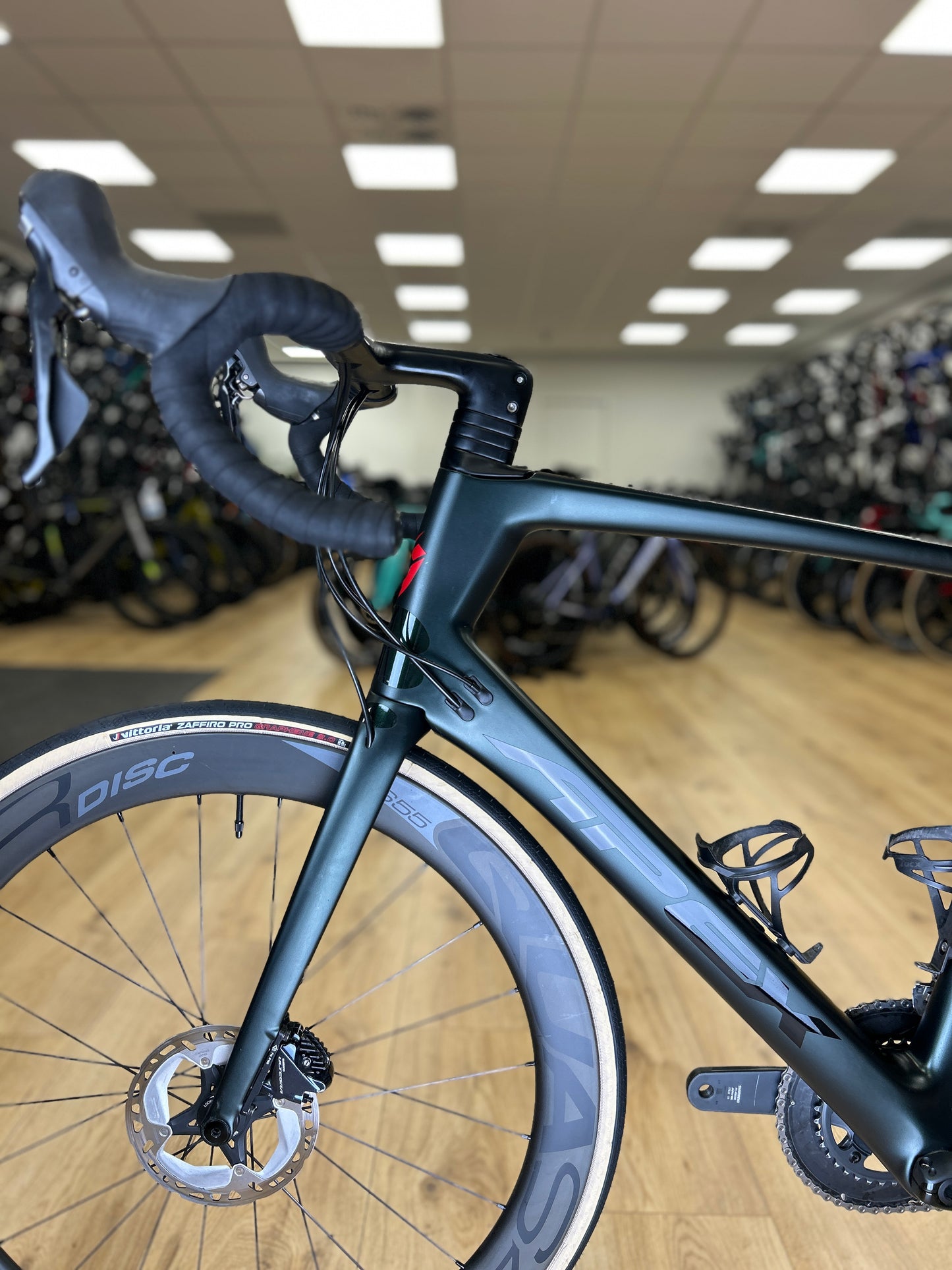 Apex Flare 3.0 Disc Carbon Racefiets