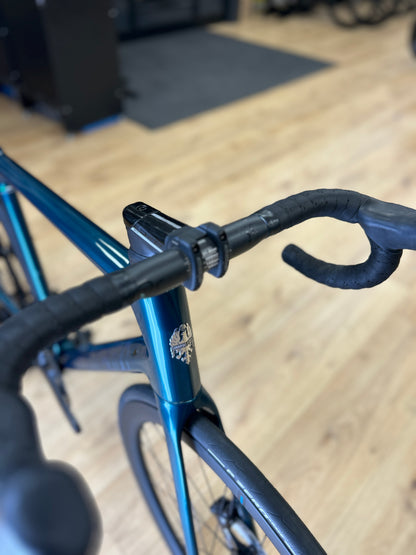 Bianchi Specialissima CV Di2 Carbon Road Bike