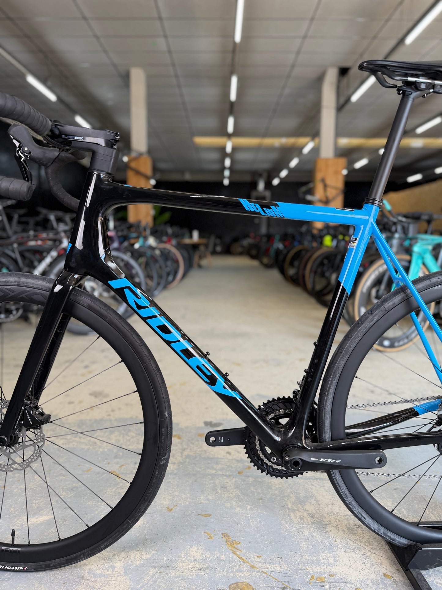 NIEUW Ridley Helium Carbon Racefiets