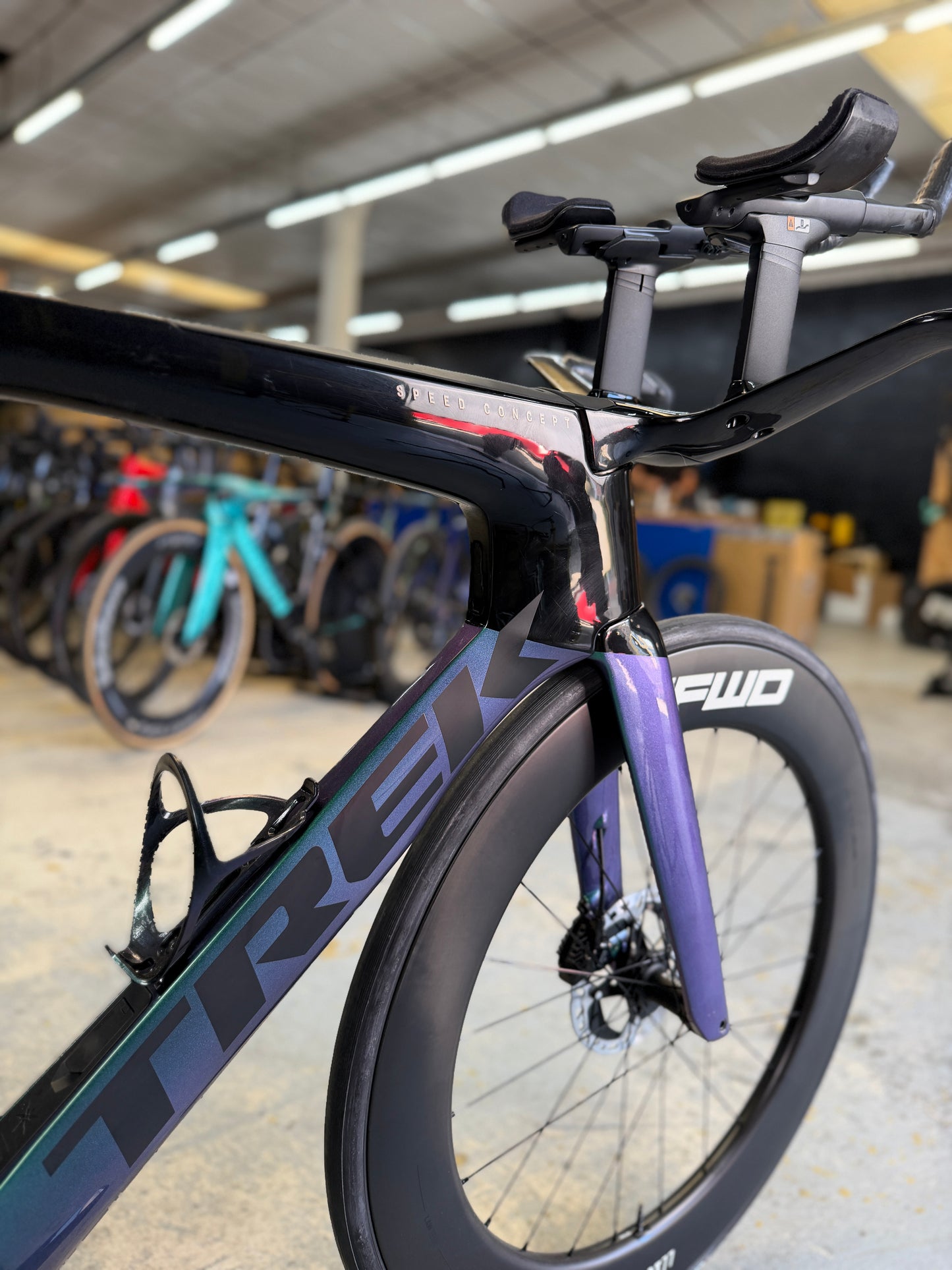 500km Trek Speed Concept SLR9 Dura Ace Di2 Carbon TT