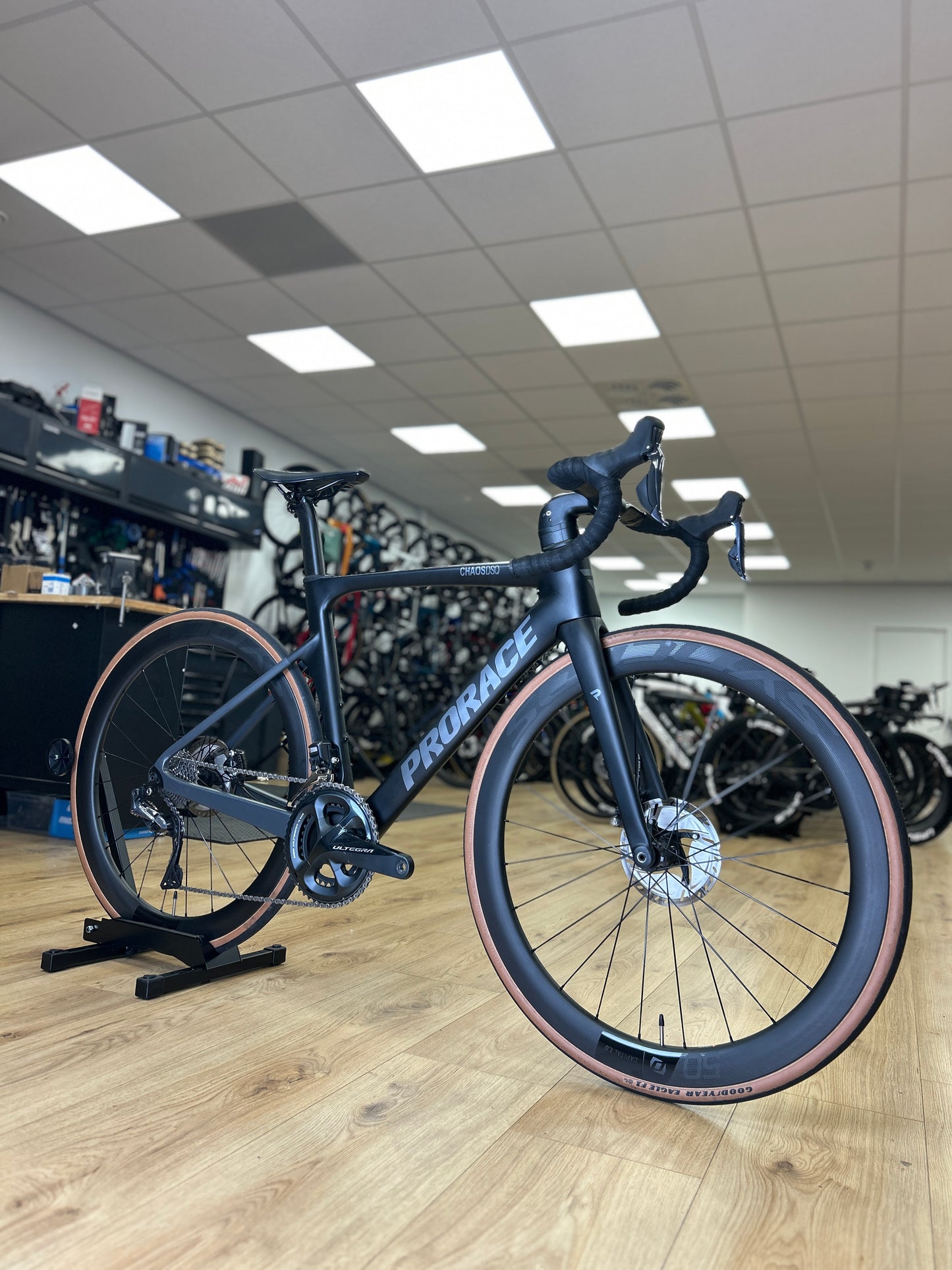 ProRace Chaos DSO Di2 Carbon Road Bike
