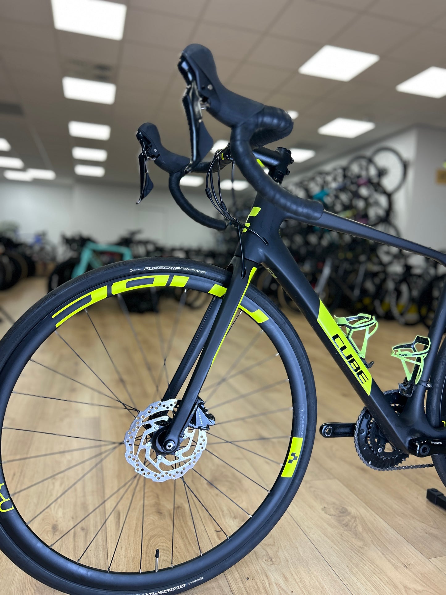 Cube Attain GTC Race Carbon Racefiets