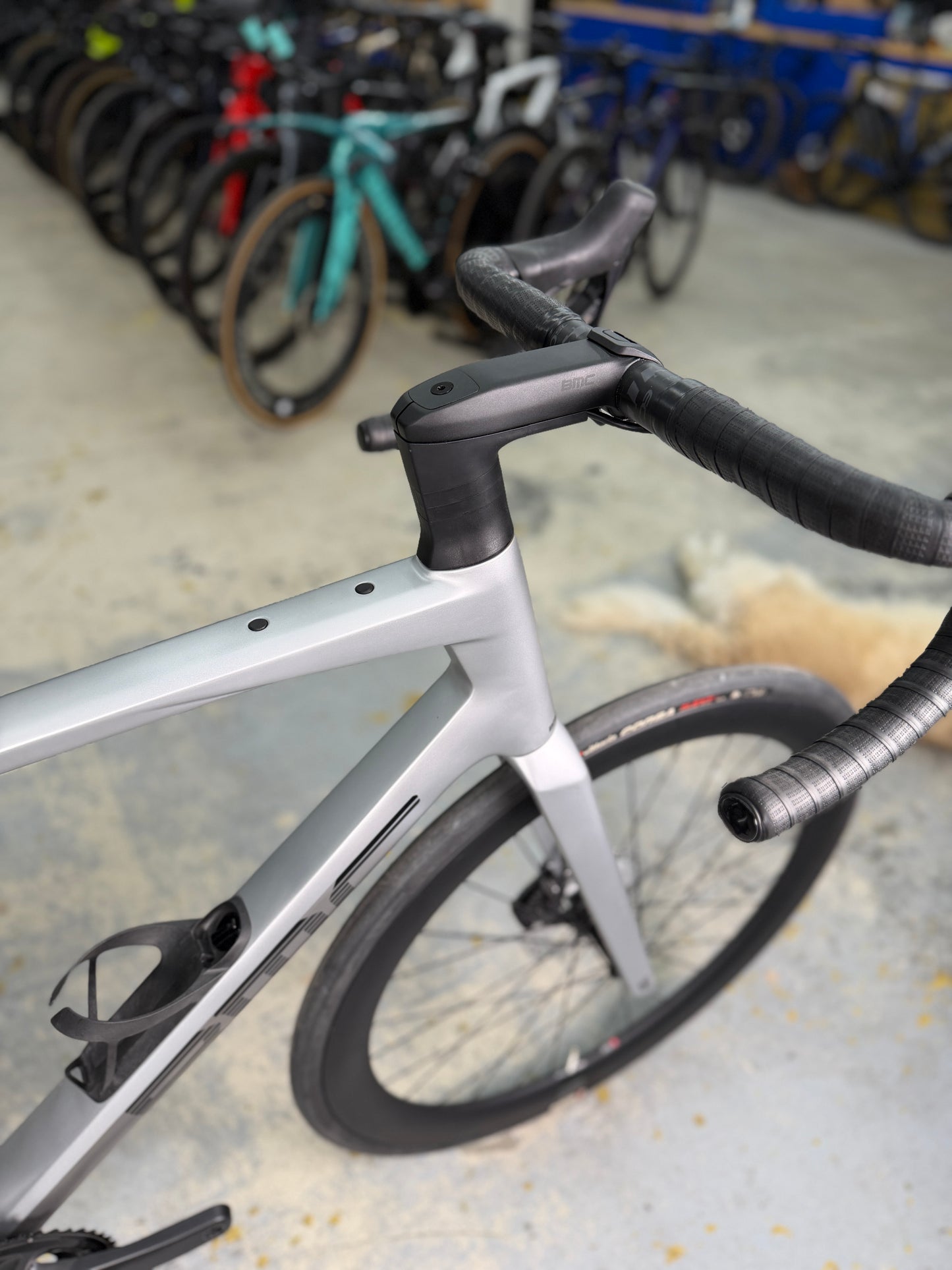 NIEUW BMC Roadmachine R01 Di2 Carbon Racefiets