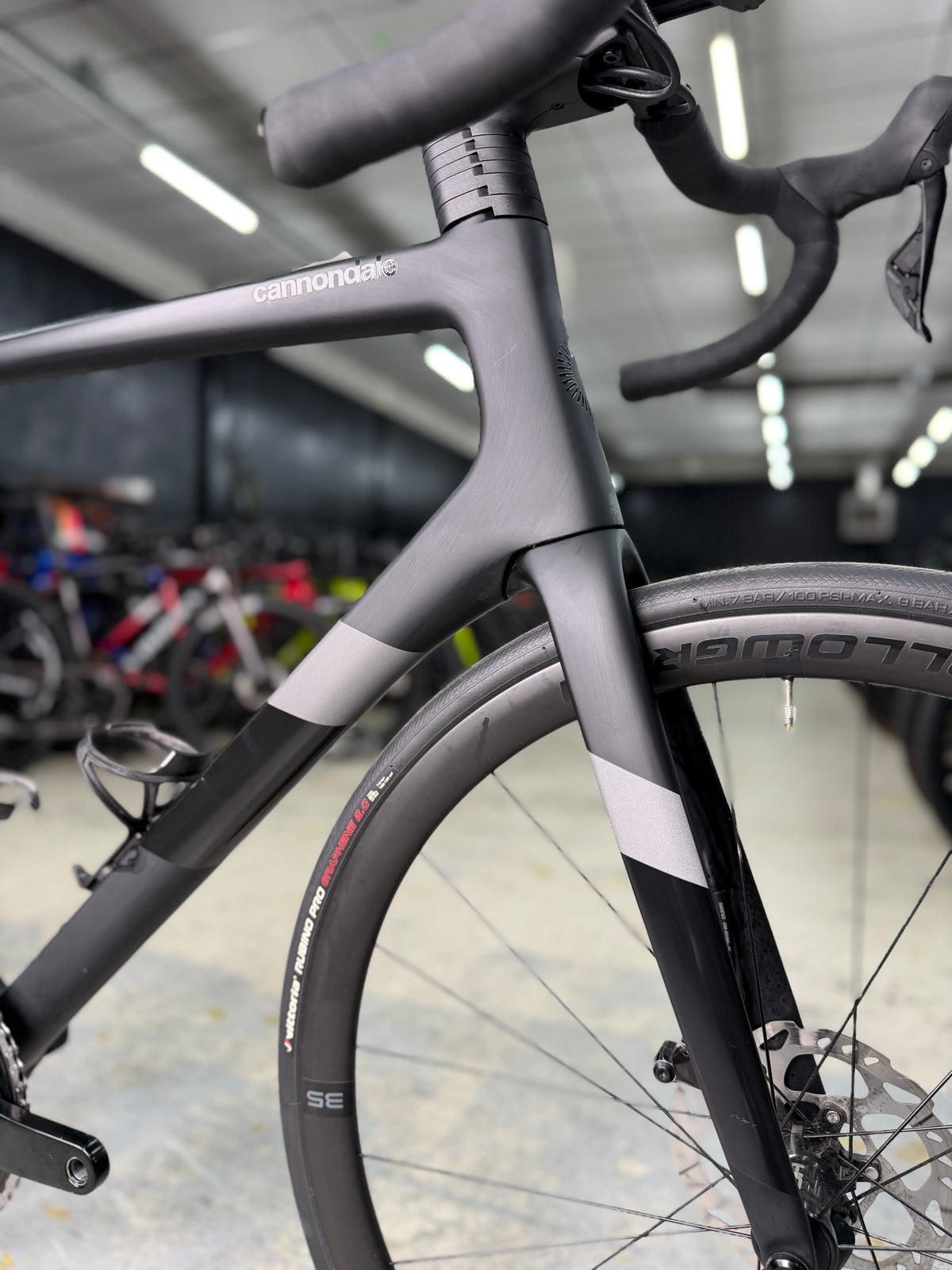 1000km Cannondale SuperSix EVO Di2 Carbon Racefiets