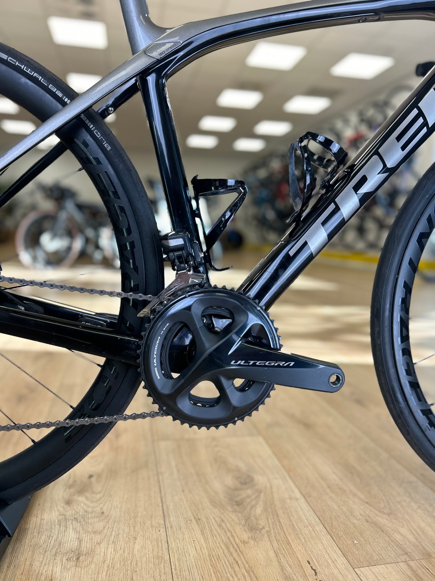 Trek Domane SLR7 Carbon Disc Racefiets