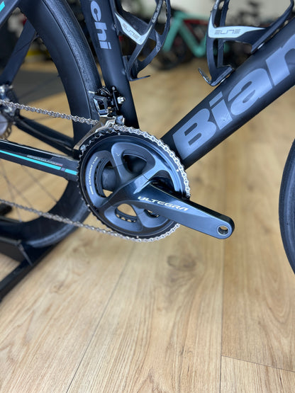 Bianchi Aria Disc Carbon Racefiets