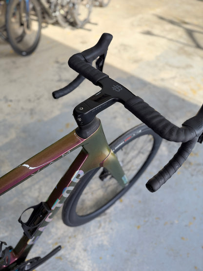 NIEUW Factor Ostro VAM Di2 Carbon Racefiets