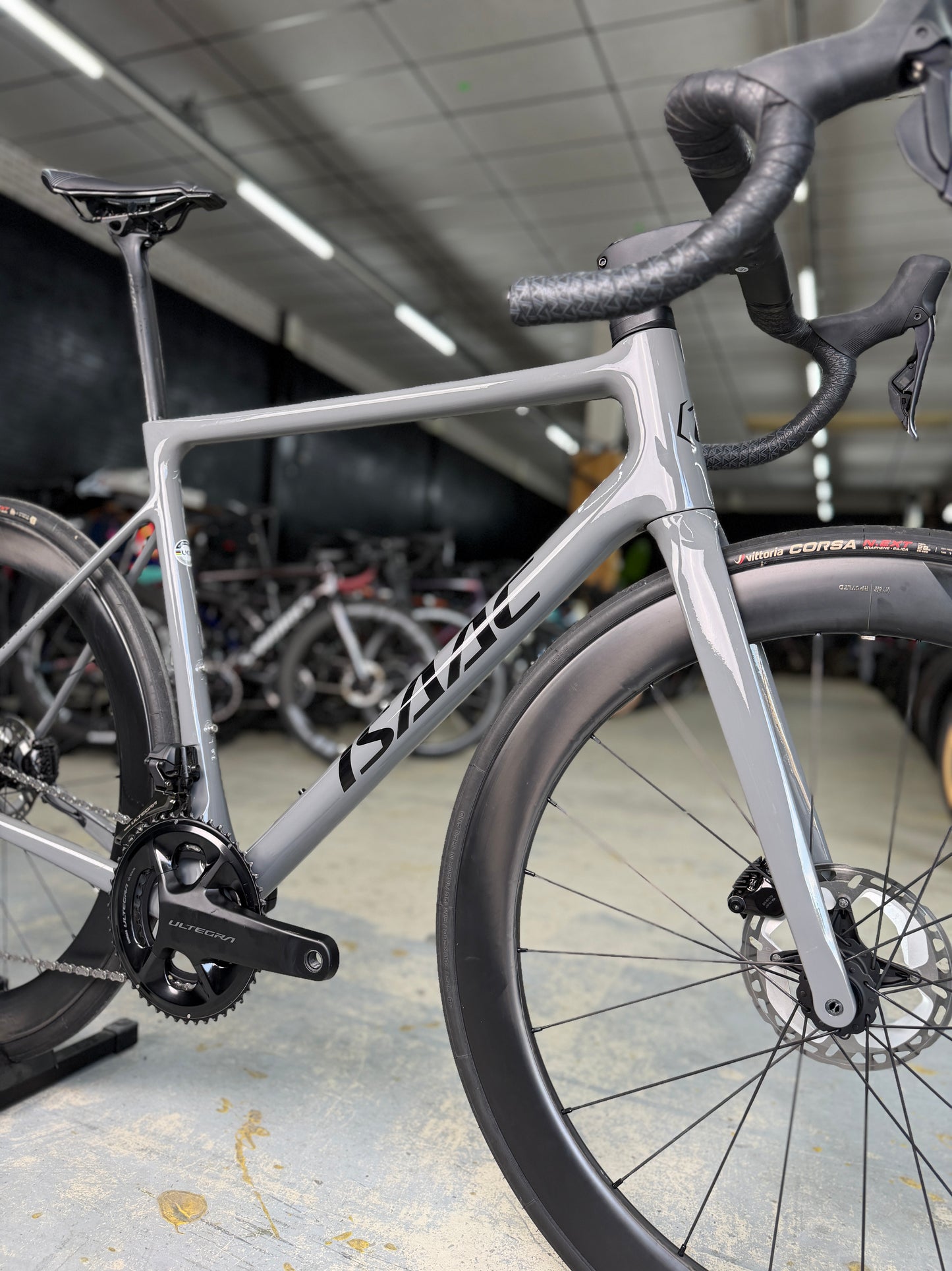 Isaac Element Di2 Carbon Racefiets