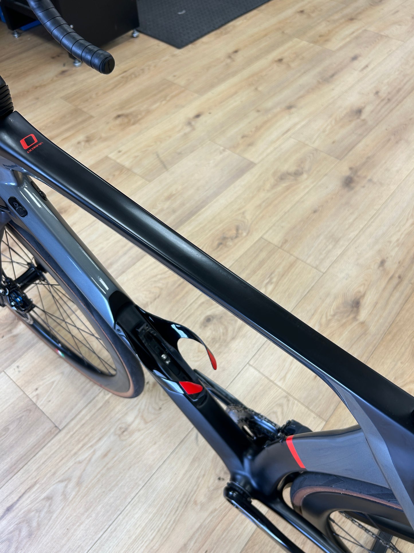 Olympia Boost AXS Carbon Racefiets