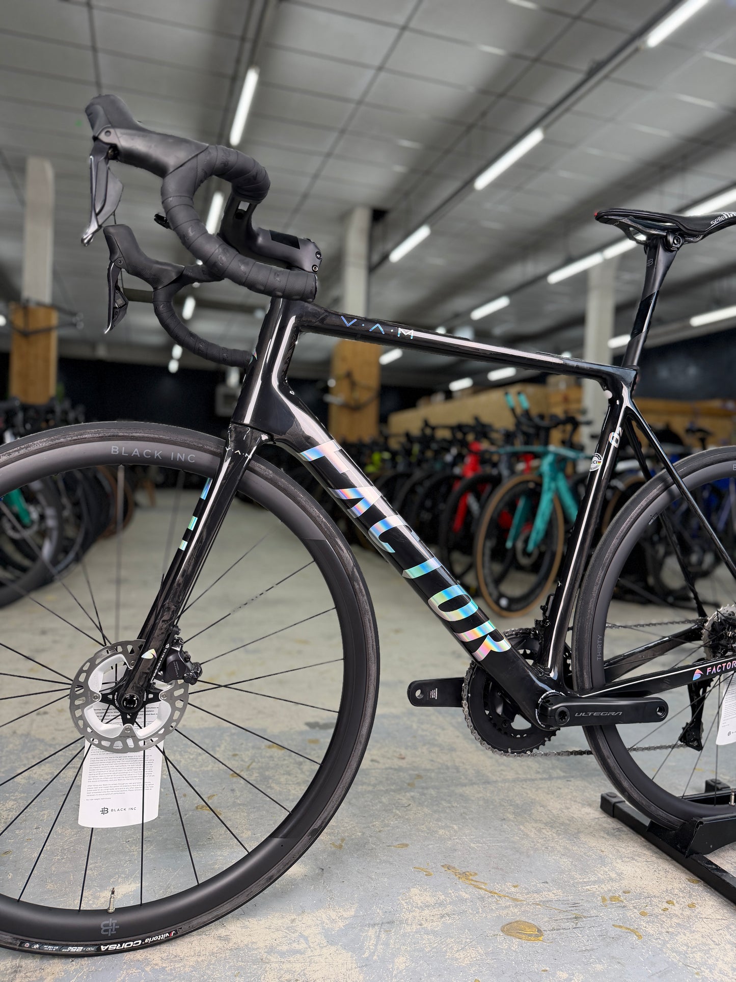 NIEUW Factor O2 VAM Di2 Carbon Racefiets