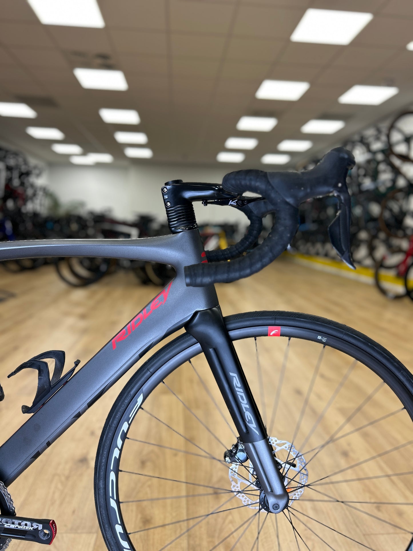 Ridley Noah Disc Di2 Carbon Racefiets