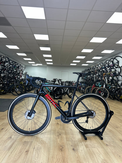 BMC Teammachine SLR02 Di2 Carbon Road Bike