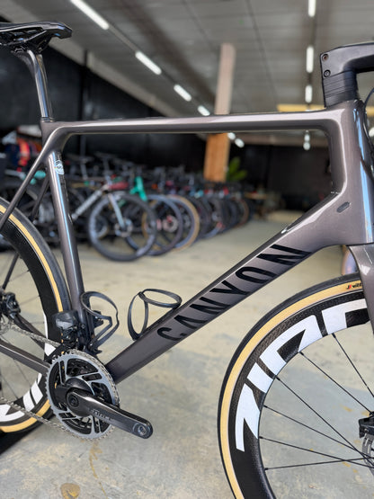 Canyon Ultimate Carbon Racefiets