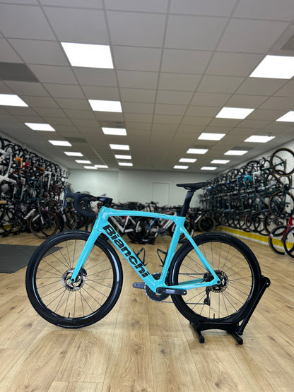 LTD Bianchi Oltre XR4 Di2 Carbon Racefiets