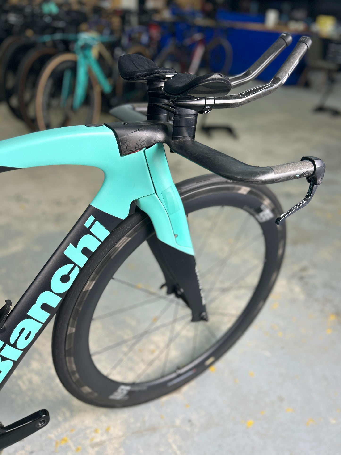 Bianchi Aquila CV Di2 Carbon Racefiets