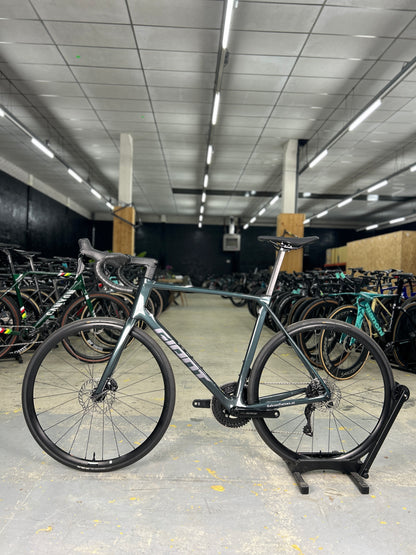 NIEUW Giant TCR Advanced Di2 Carbon Racefiets
