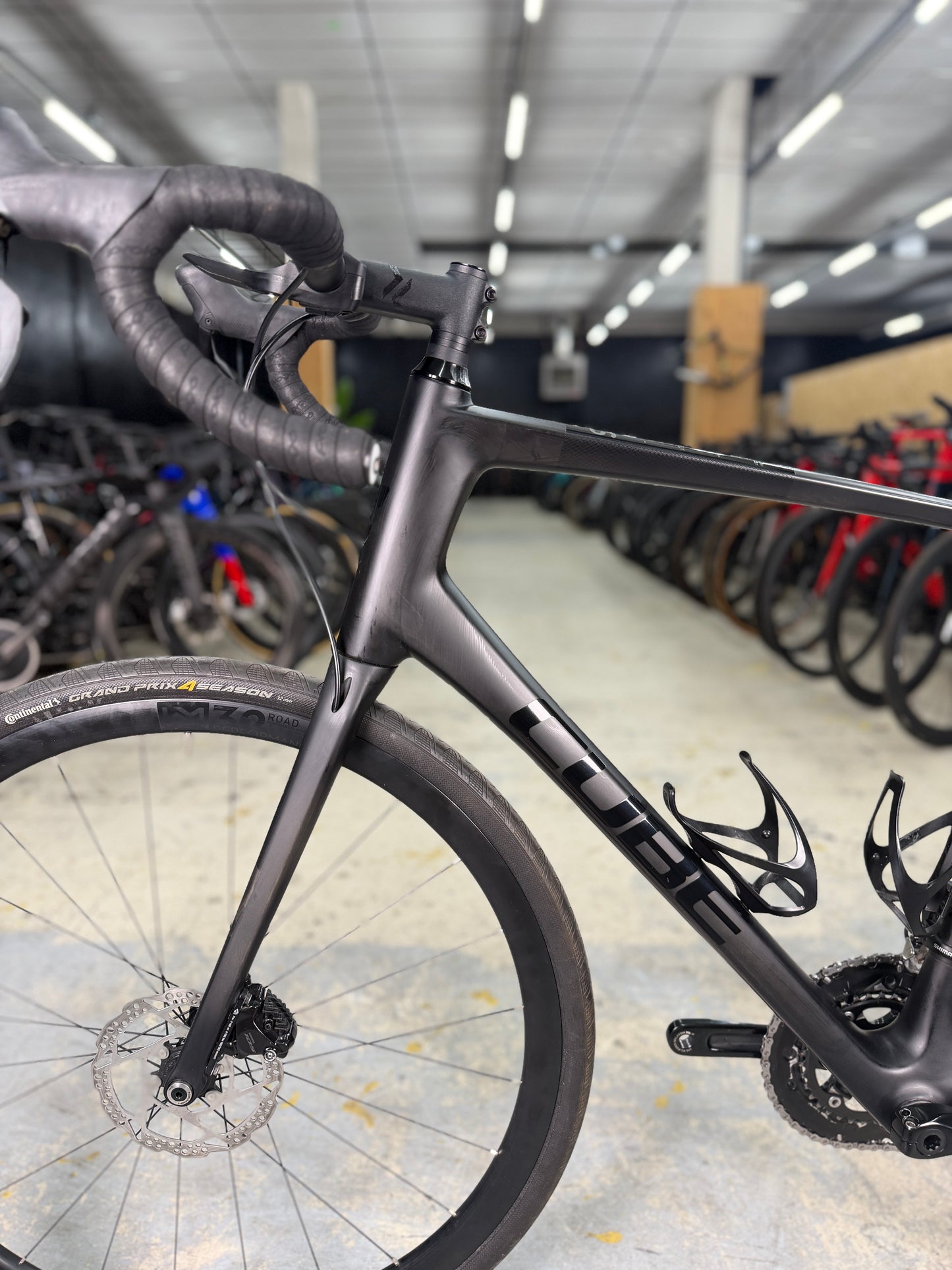 Cube Attain GTC SLX Di2 Carbon Road Bike