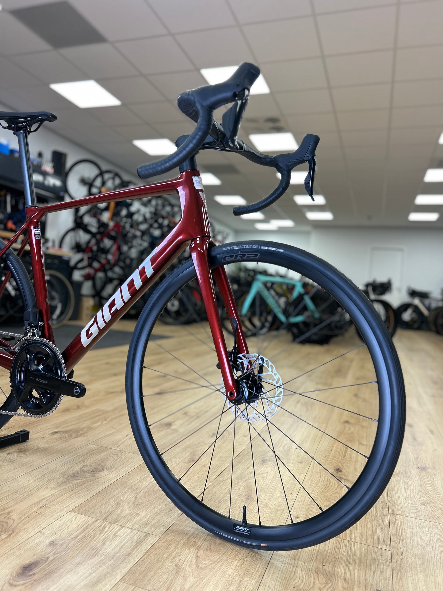 Demo Giant TCR Advanced 1 Di2 Carbon Road Bike
