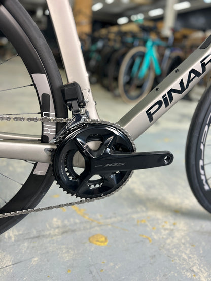 NIEUW Pinarello F5 Di2 Carbon Racefiets