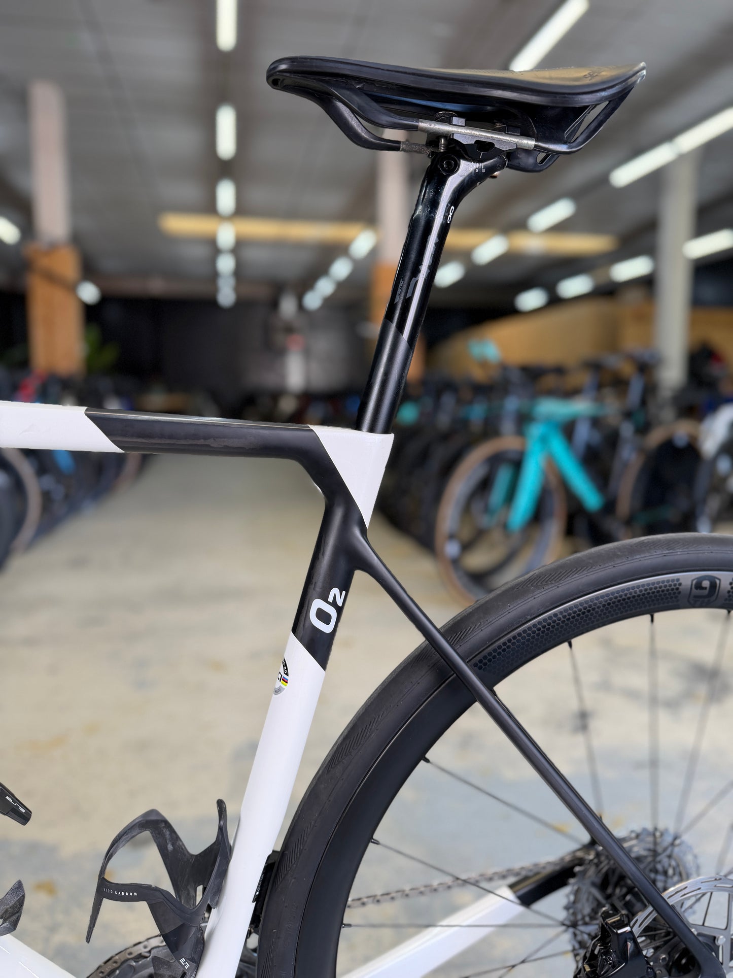Factor O2 AXS Carbon Racefiets