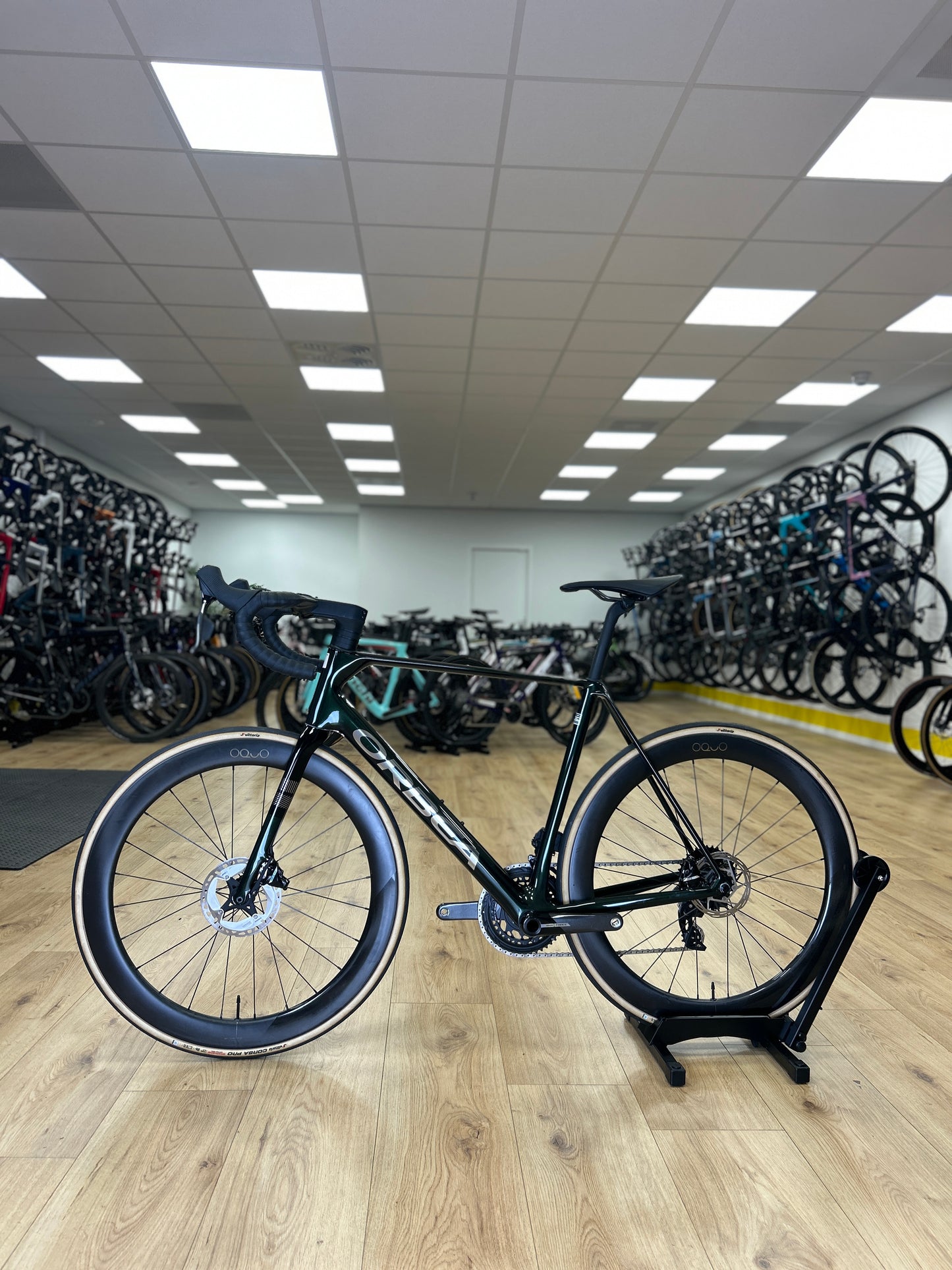 Orbea ORCA M21eTEAM PWR AXS Carbon Racefiets