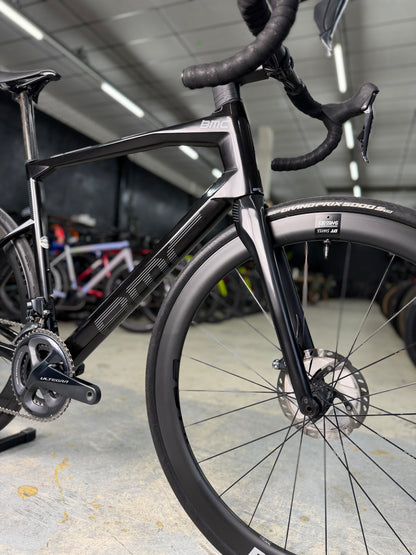 BMC Roadmachine 01 Di2 Carbon Racefiets