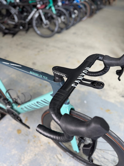 Canyon Aeroad CF SLX AXS Carbon Racefiets