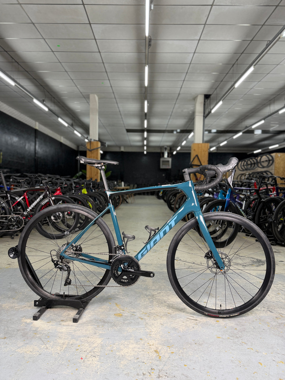 Giant Defy Carbon Racefiets