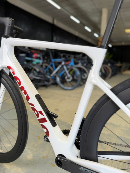 SHOWROOM Cervélo Caledonia-5 AXS Carbon Racefiets
