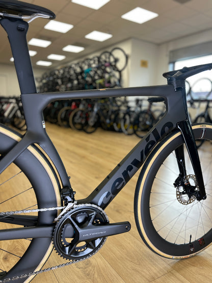0km Showroom Model Cervélo S5 Di2 Carbon Racefiets