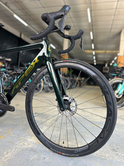 Apex Soniq Di2 Carbon Road Bike