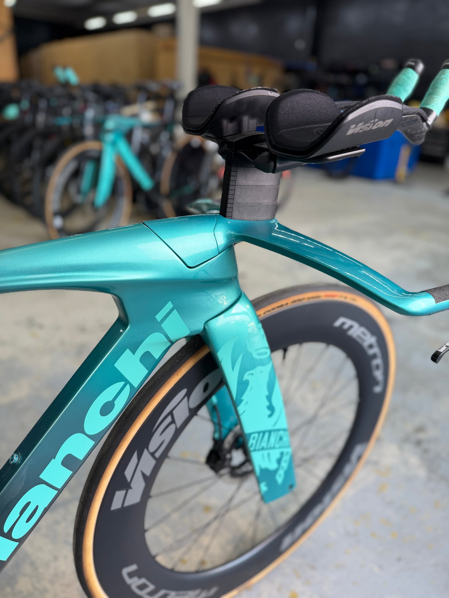 Bianchi Aquila RC Disc Di2 Carbon TT
