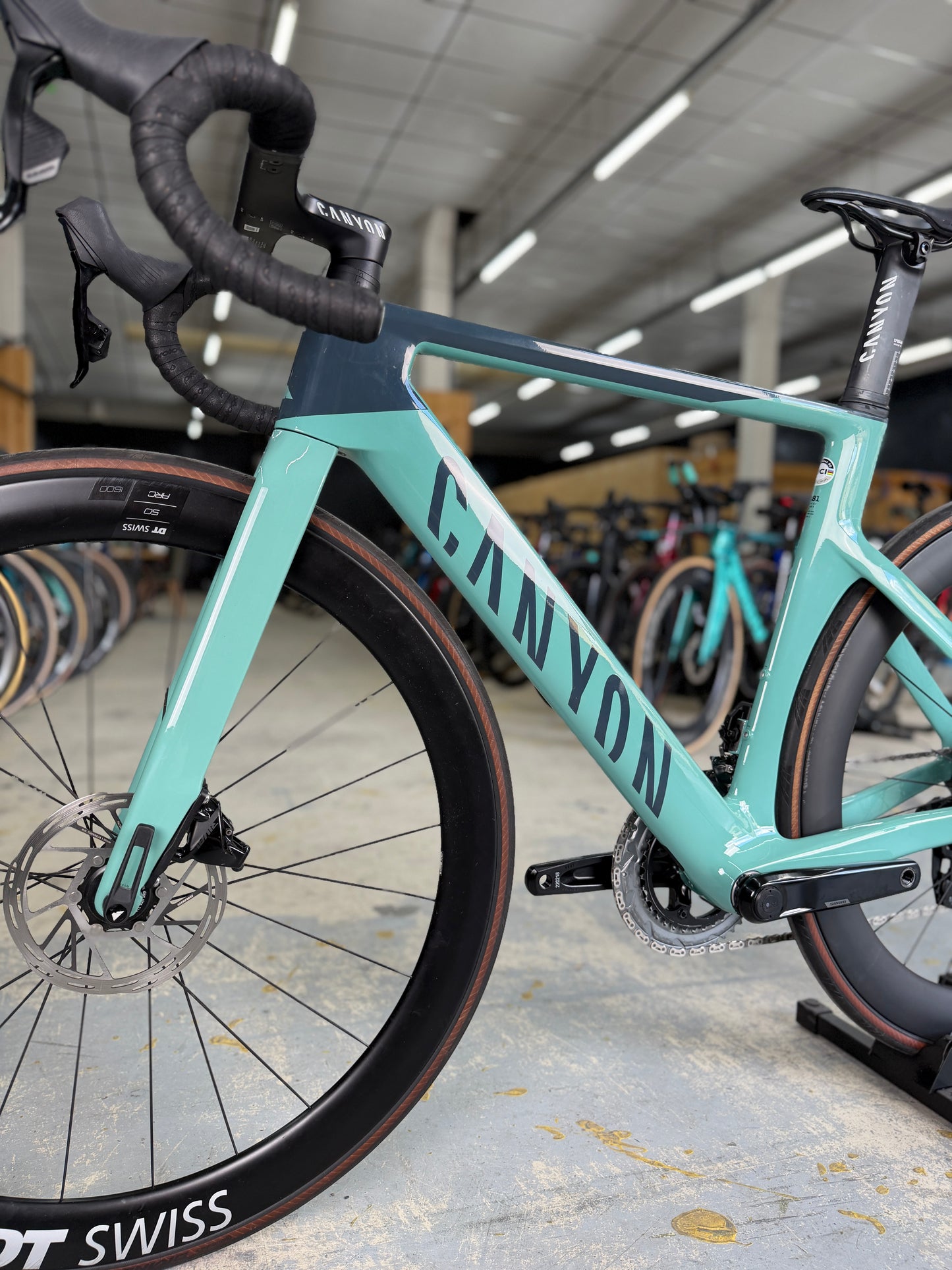 Canyon Aeroad CF SLX AXS Carbon Racefiets