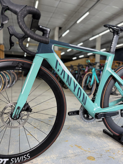 Canyon Aeroad CF SLX AXS Carbon Racefiets