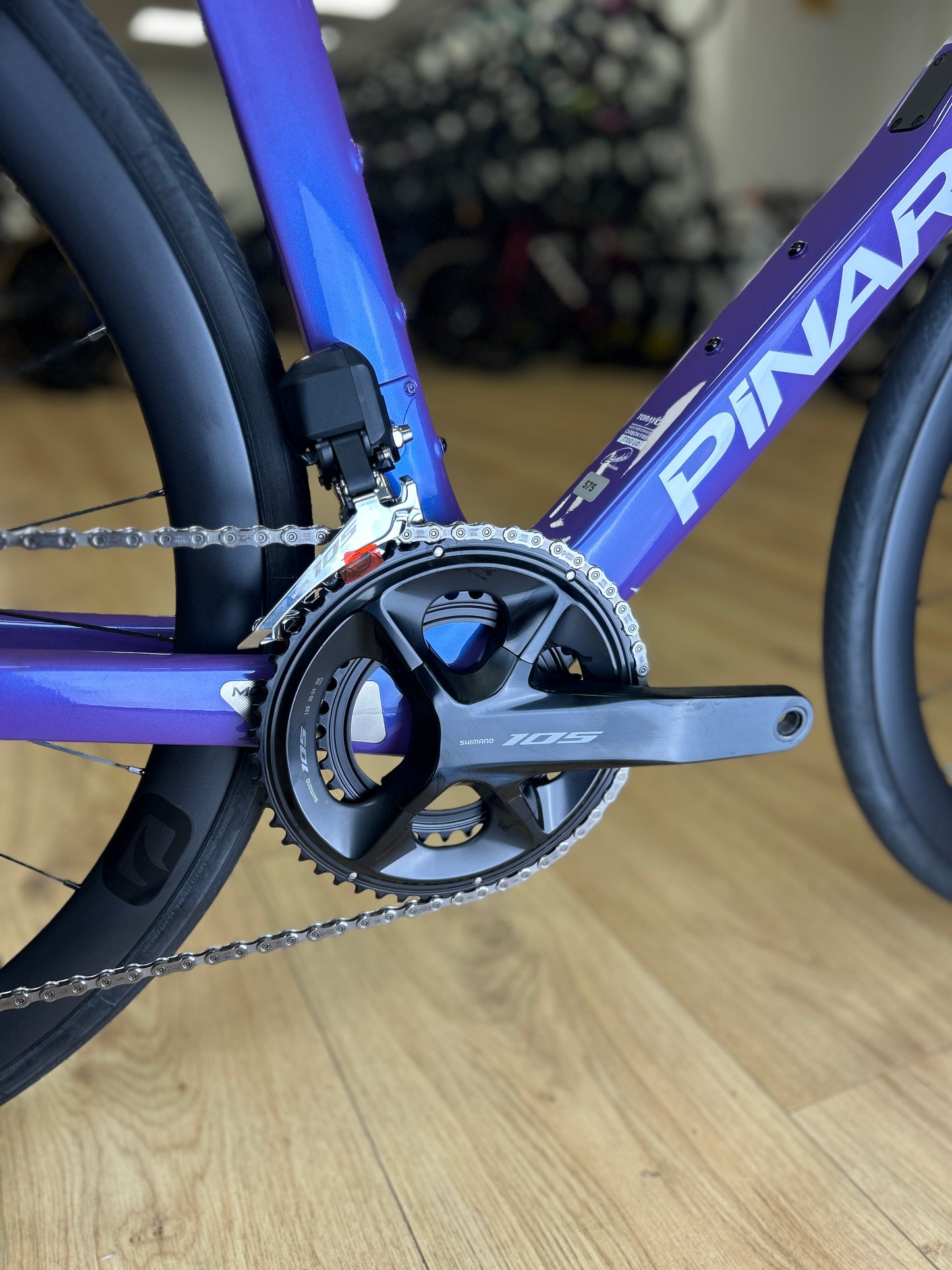 0km Showroom Model Pinarello F5 Di2 Carbon Racefiets
