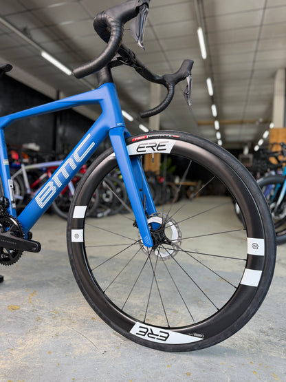 NIEUW BMC Roadmachine TWO Di2 Carbon Racefiets