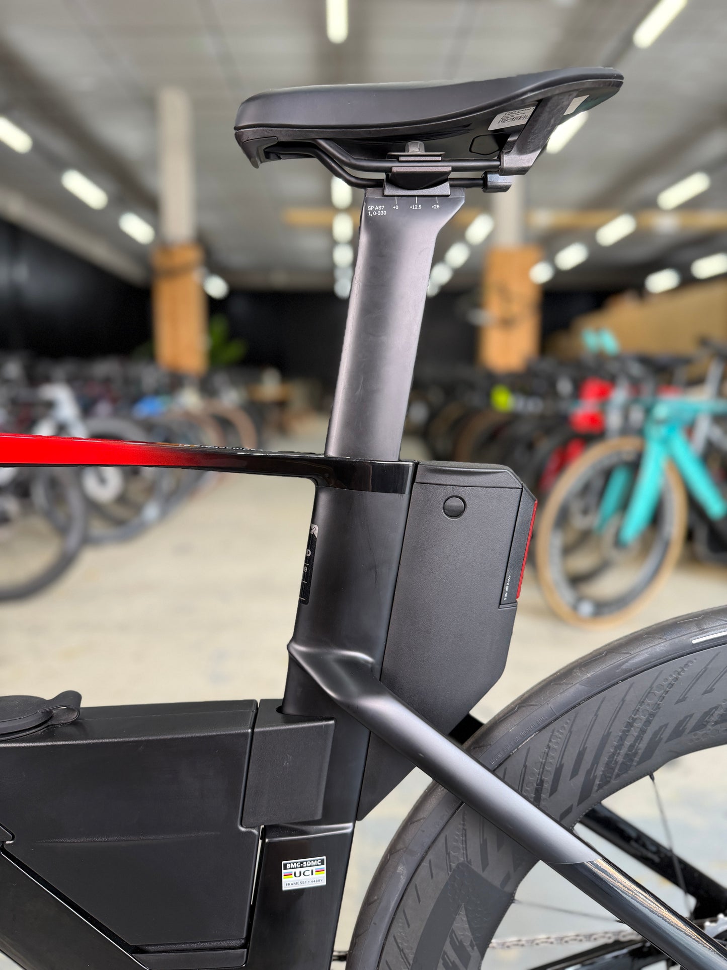 NIEUW BMC SpeedMachine 01 eTap Carbon TT
