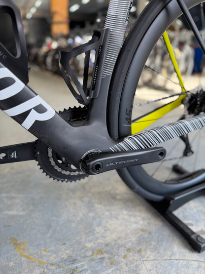 NIEUW Factor Ostro VAM Di2 Carbon Racefiets