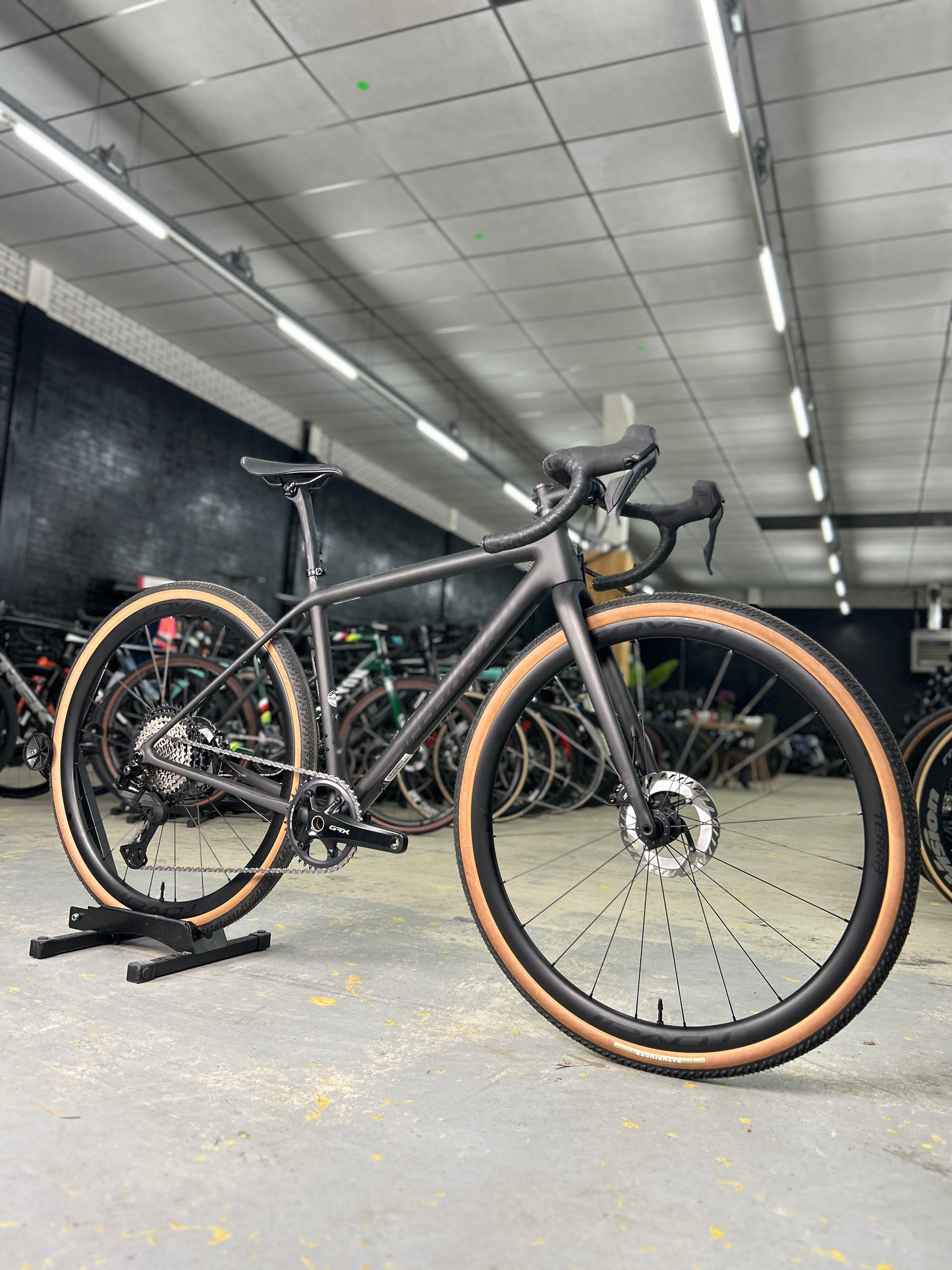 DEMO Specialized Crux Expert GRX Di2 Gravel Bike